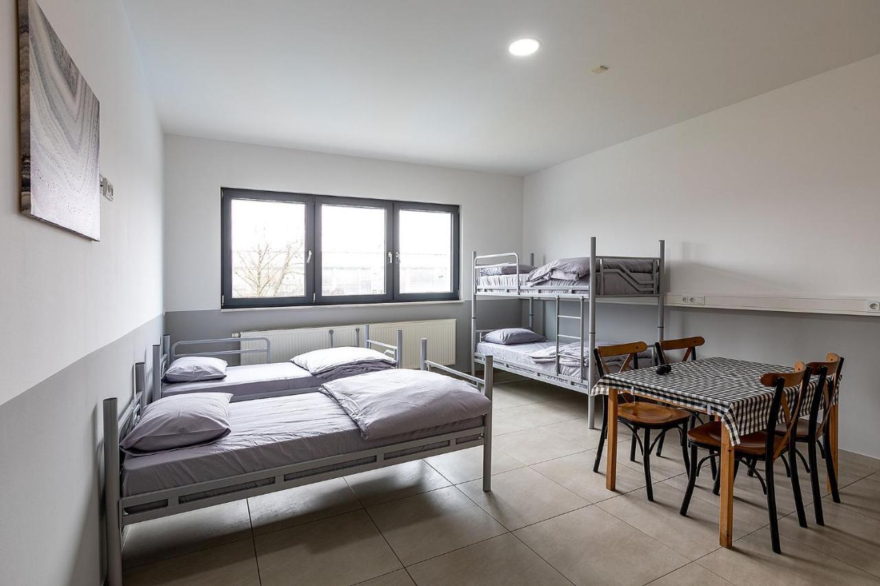 Boardinghouse Kayser Guenstige Monteursunterkunft, Monteurwohnung In Hanau Bei Frankfurt Am Main Und Aschaffenburg, Kostenfreie Parkplaetze! Bagian luar foto